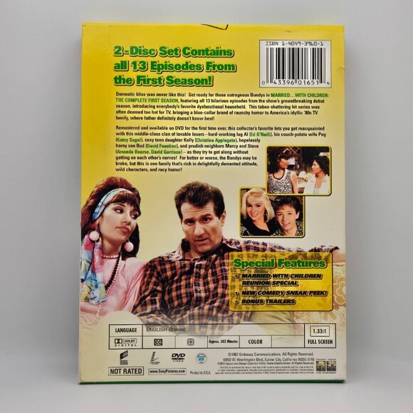 Married with Children The Complete First Season DVD 2 Disc Set - Picture 2 of 8